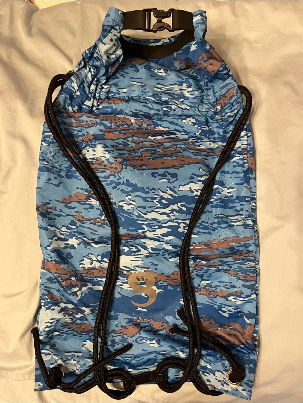 GeckoBrands Blue Camo Waterproof Drawstring Backpack 10L
